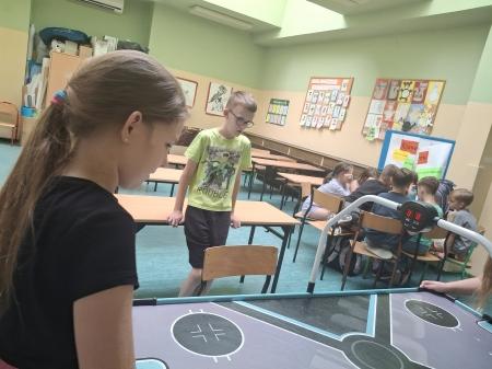 Nowe zabawki w świetlicy